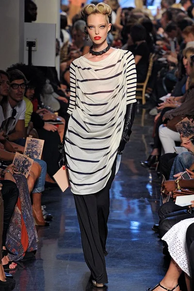 Look 7